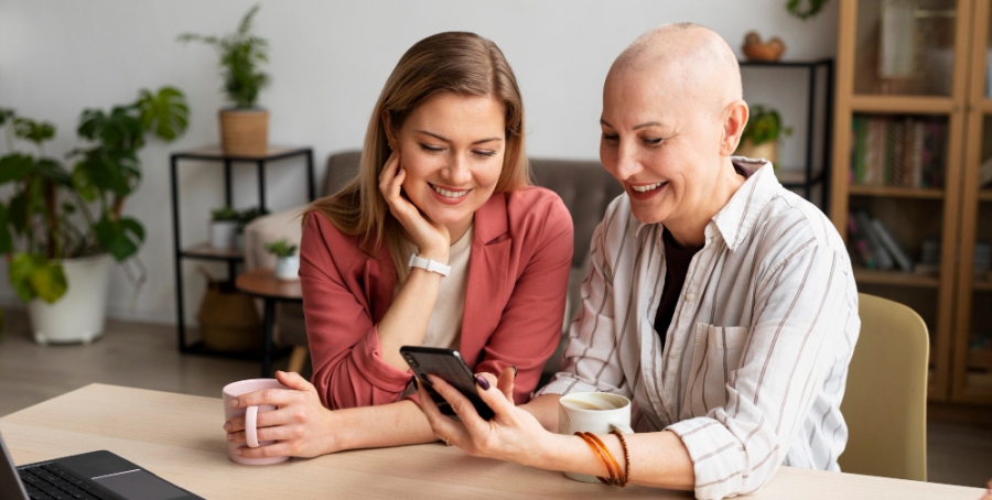 woman-with-skin-cancer-spending-time-with-her-best-friend